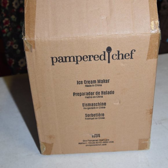 NEW Pampered Chef Ice Cream Maker